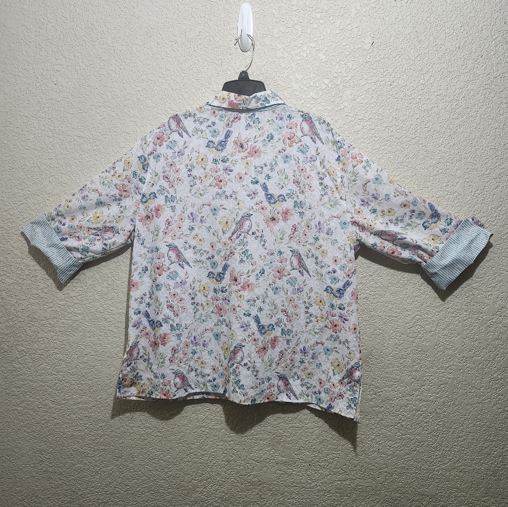 Alfred Dunner White Floral and Birds Button Down Shirt Blouse - Picture 2 of 10